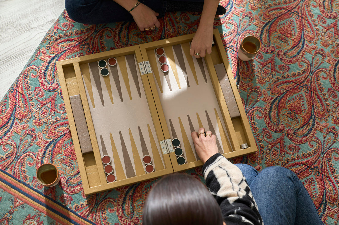Luxus Backgammon Set - dekoratives Brettspiel mit Echtleder — 7