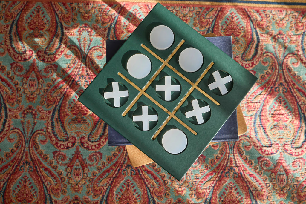 Designer Tic Tac Toe Spiel - dekoratives Tic Tac Toe Set aus Kunstleder