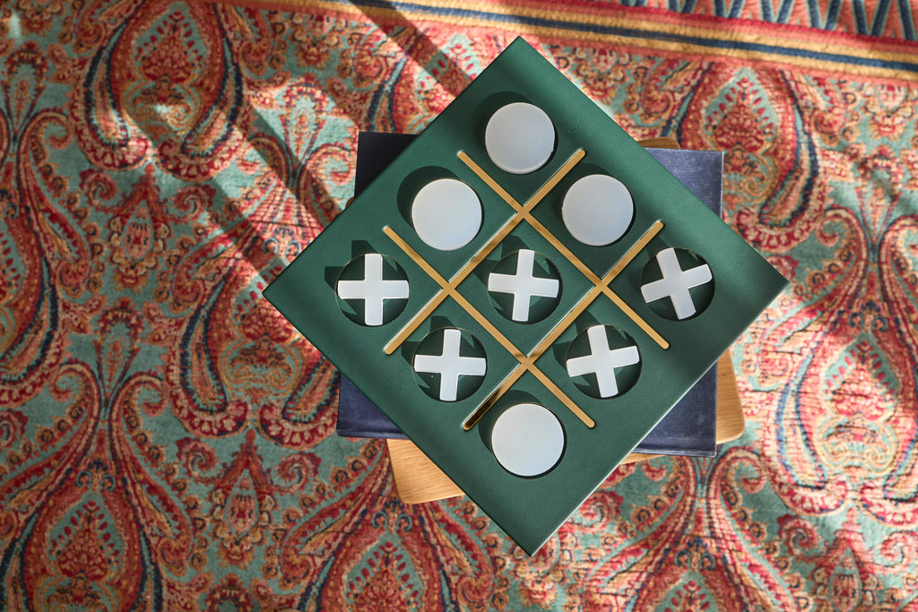 Designer Tic Tac Toe Spiel - dekoratives Tic Tac Toe Set aus Kunstleder