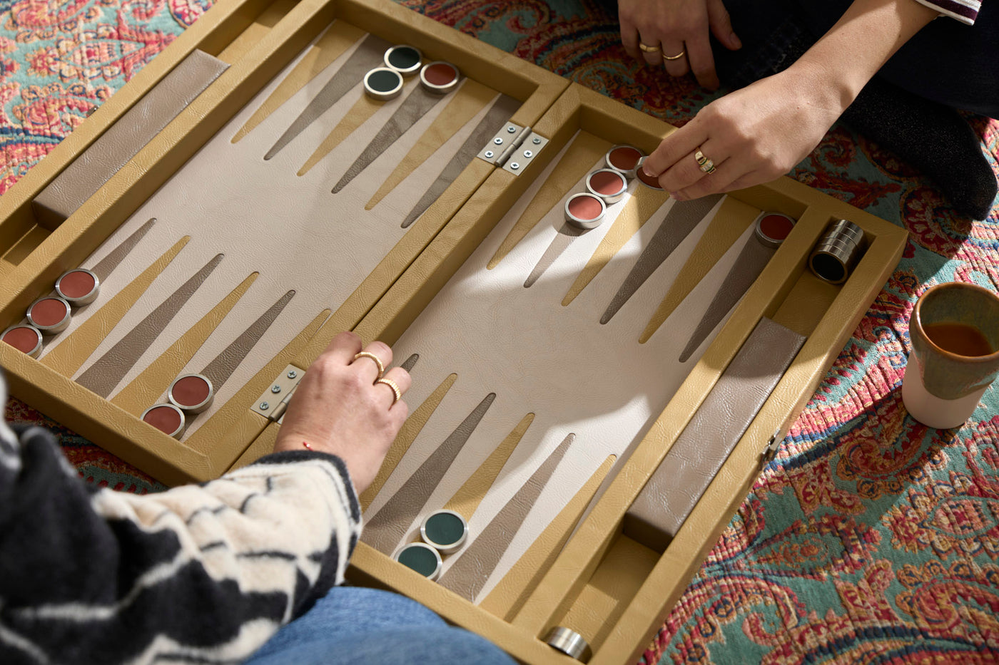 Luxus Backgammon Set - dekoratives Brettspiel mit Echtleder — 10