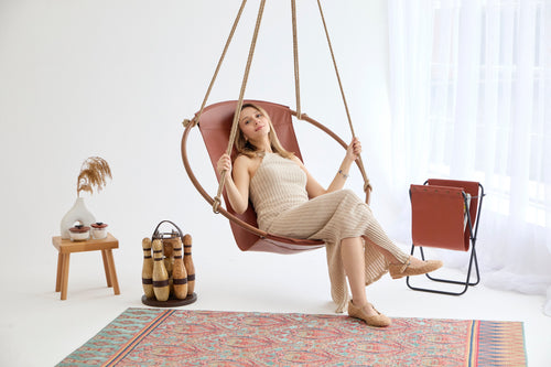 Hängesessel aus Echtleder mit Teak-Beschichtung (Ø 100 cm)